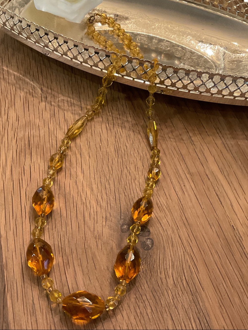 Vintage Art Deco Honey Cognac Faceted Glass Beaded Necklace